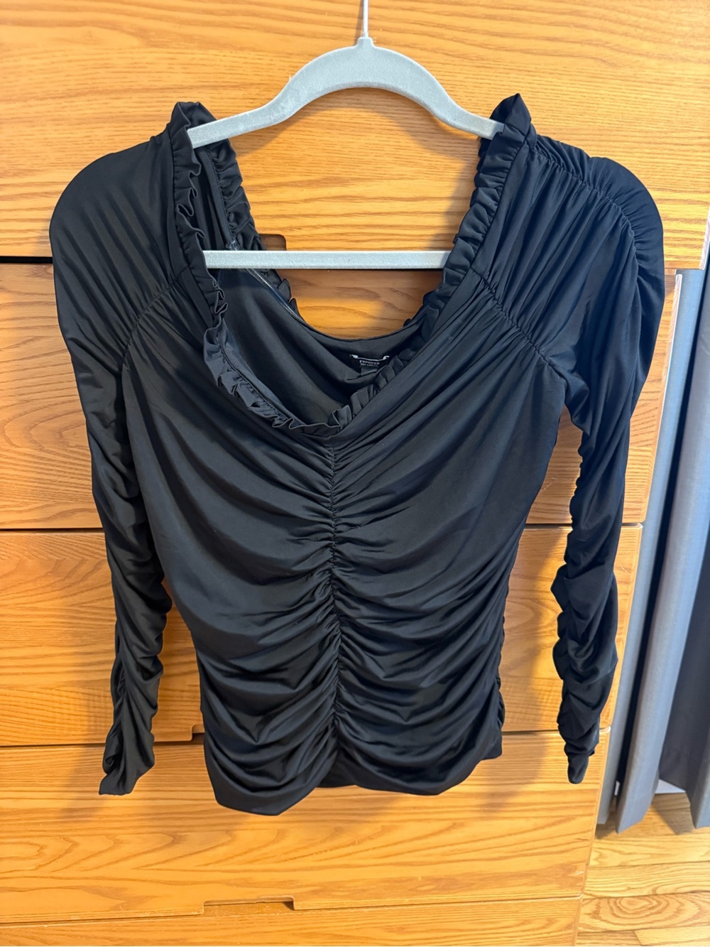 Express Black Ruched Long-Sleeve Scoop Neck Top